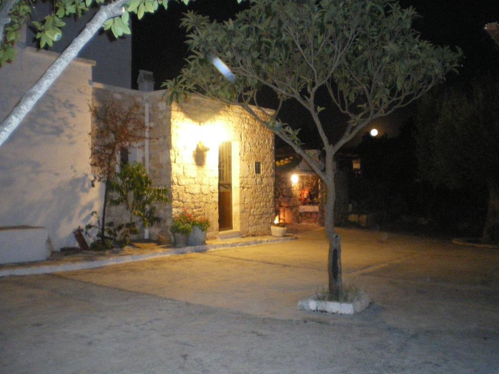 B&B Cinque Stalle Monopoli Δωμάτιο φωτογραφία